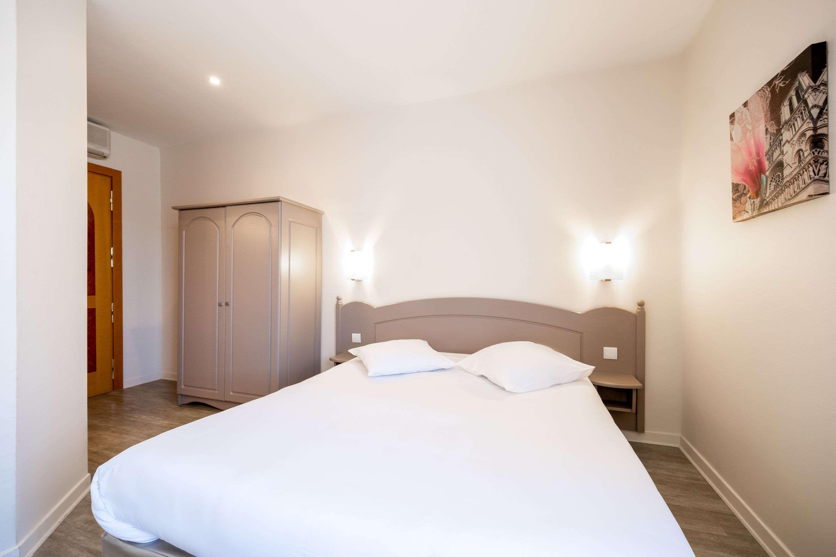 The Originals City, Hotel Des Arenes, Сент Екстер'єр фото